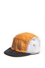 Load image into Gallery viewer, Reflective runner hat (Camel/Black)
