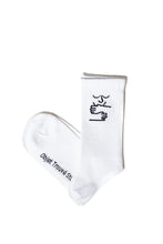 Load image into Gallery viewer, Hug Socks (white)
